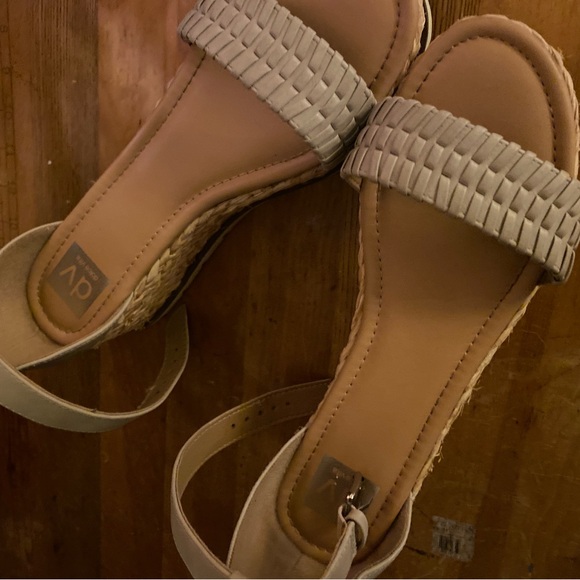 Dolce Vita platform sandals vegan leather size 9 - Picture 7 of 12